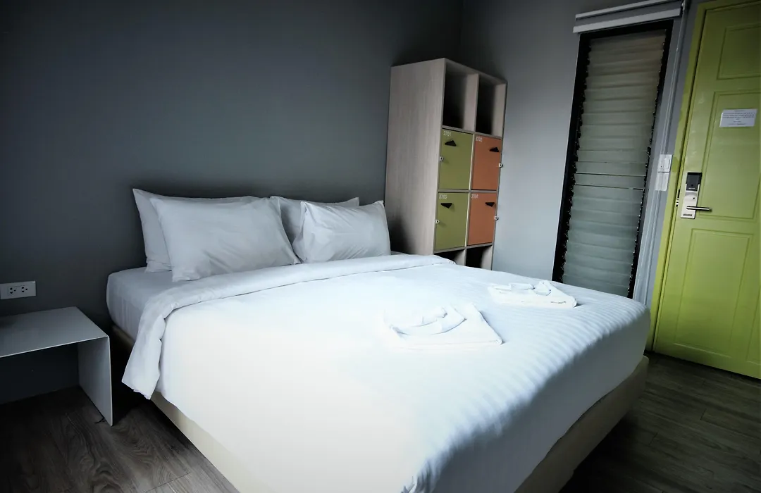 Isanook Hostel-1